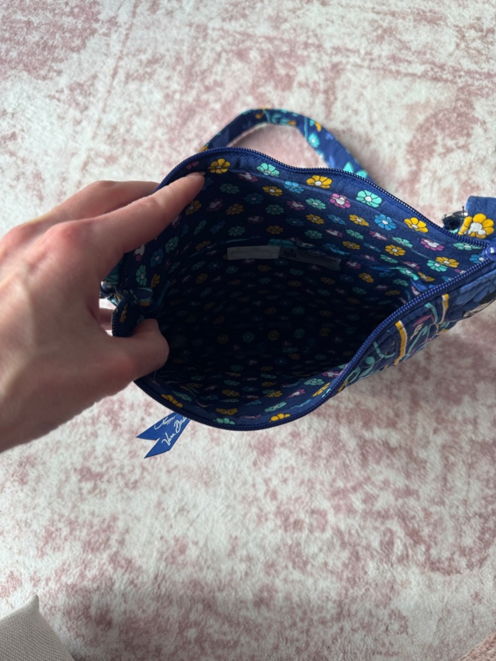 Vera Bradley Disney Navy Blue Floral Quilted Crossbody Mickey Minnie bag - Picture 3 of 5
